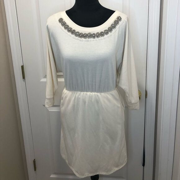 Francesca's Collections Dresses & Skirts - Francesca’s Free rhinestone and beaded dress with pockets, size small